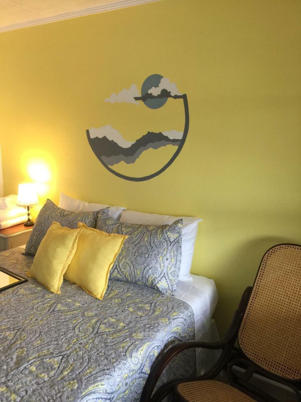 Spruce Pine Inn 外观 照片